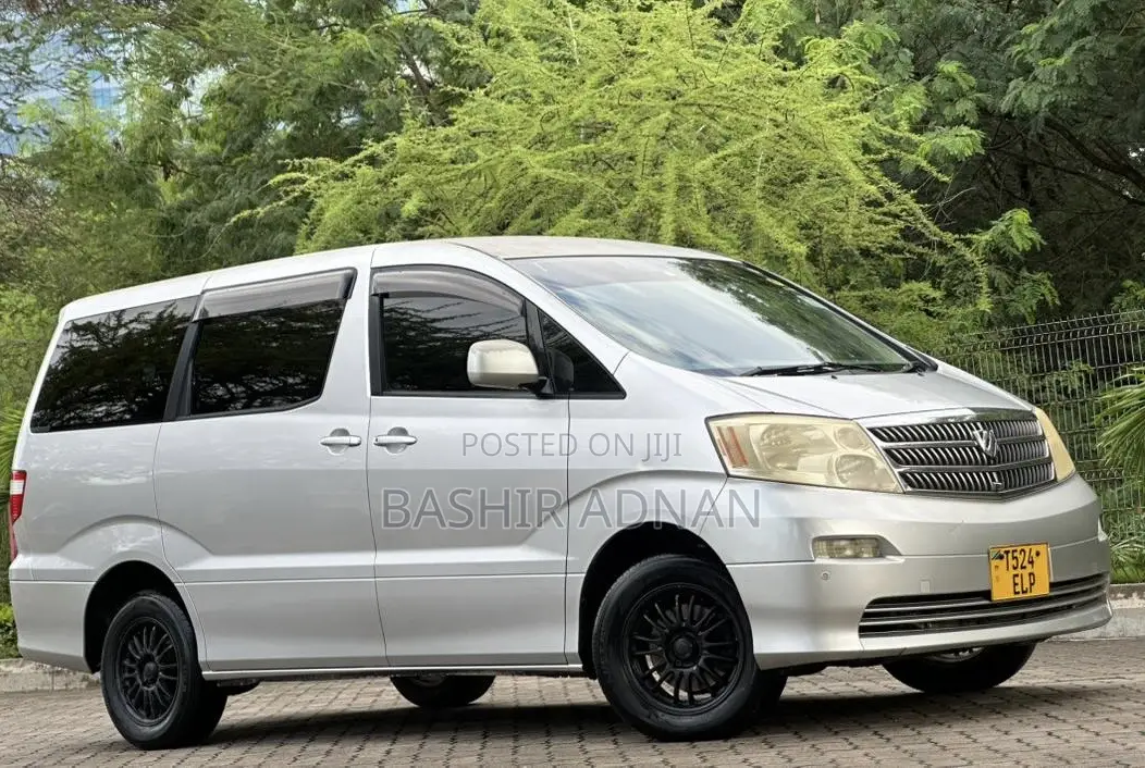 Toyota Alphard 2.4 Petrol FWD 2005 Silver