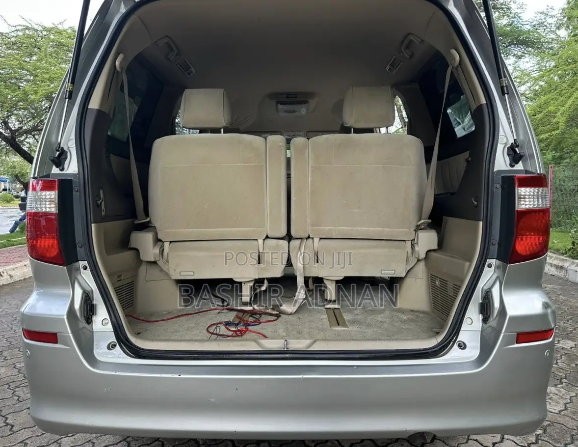 Toyota Alphard 2.4 Petrol FWD 2005 Silver