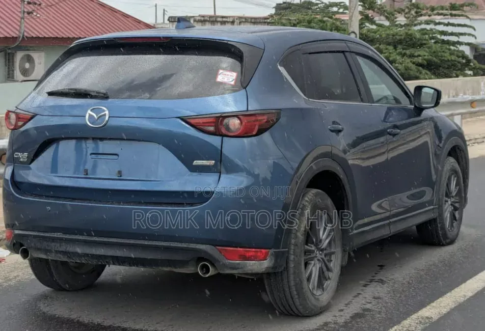 Mazda CX-5 2020 Blue
