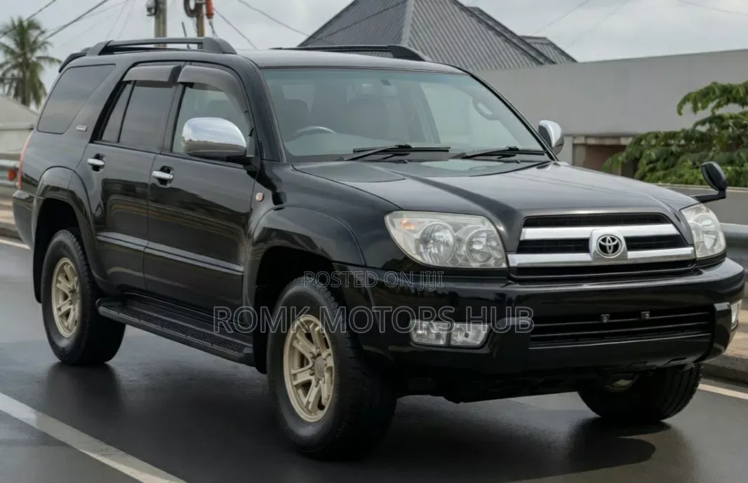 Toyota Hilux Surf 2005 Black