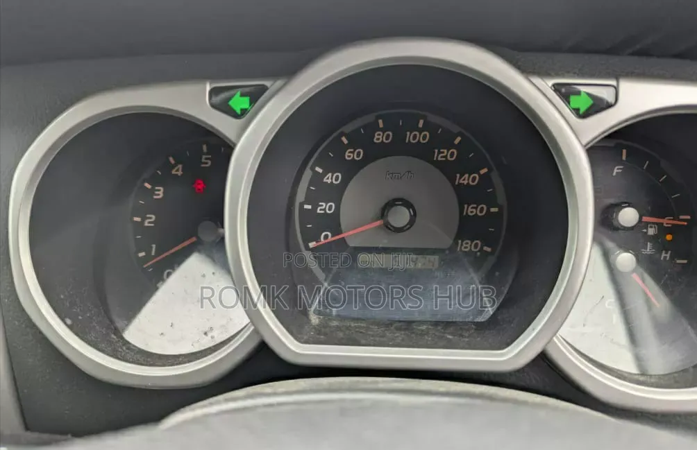 Toyota Hilux Surf 2005 Black