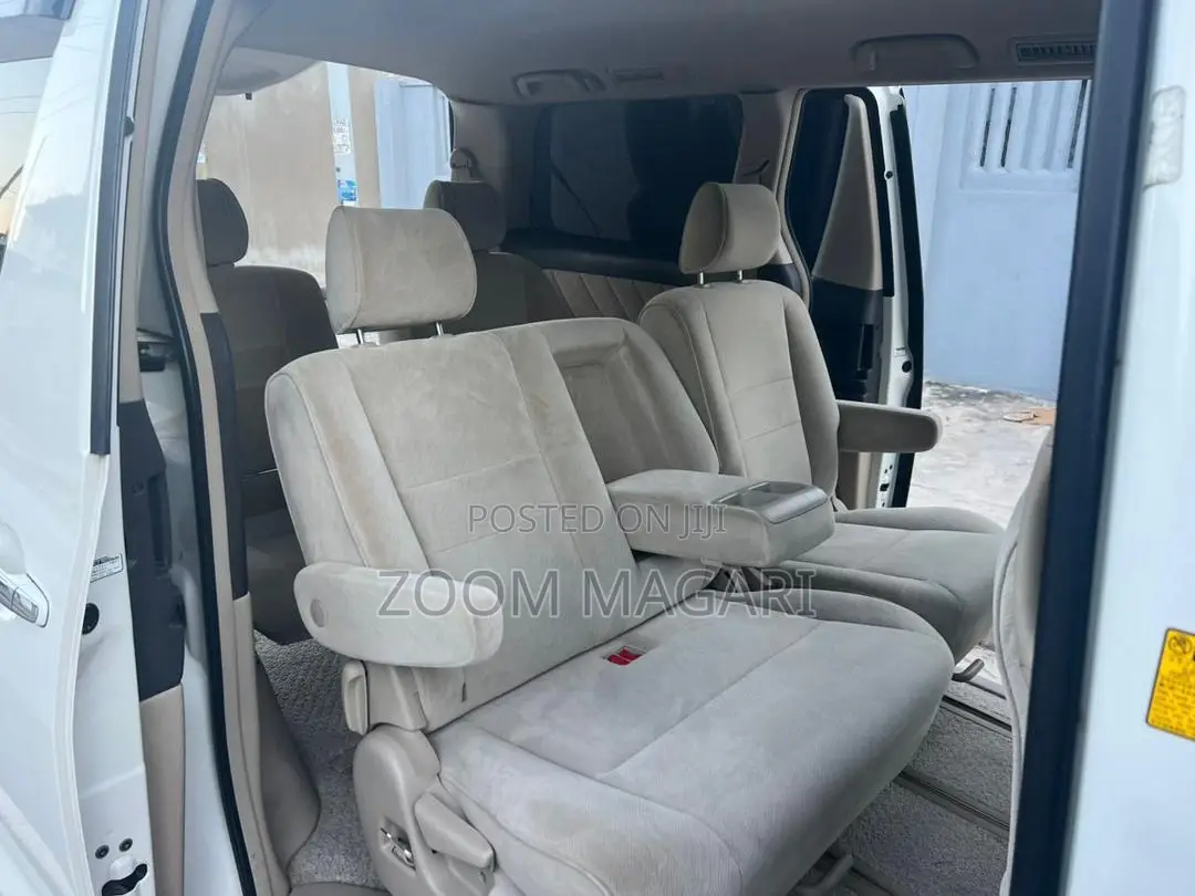 Toyota Alphard 2004 Pearl