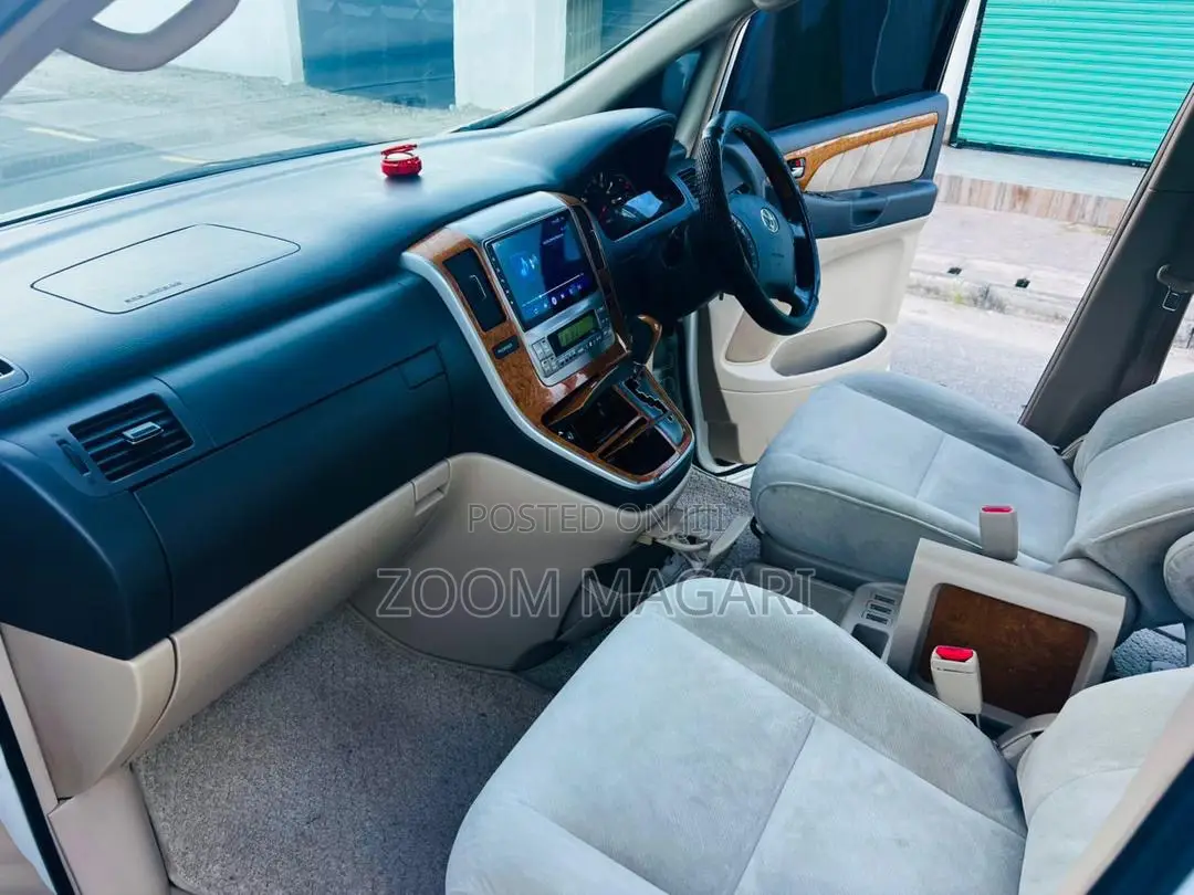 Toyota Alphard 2004 Pearl