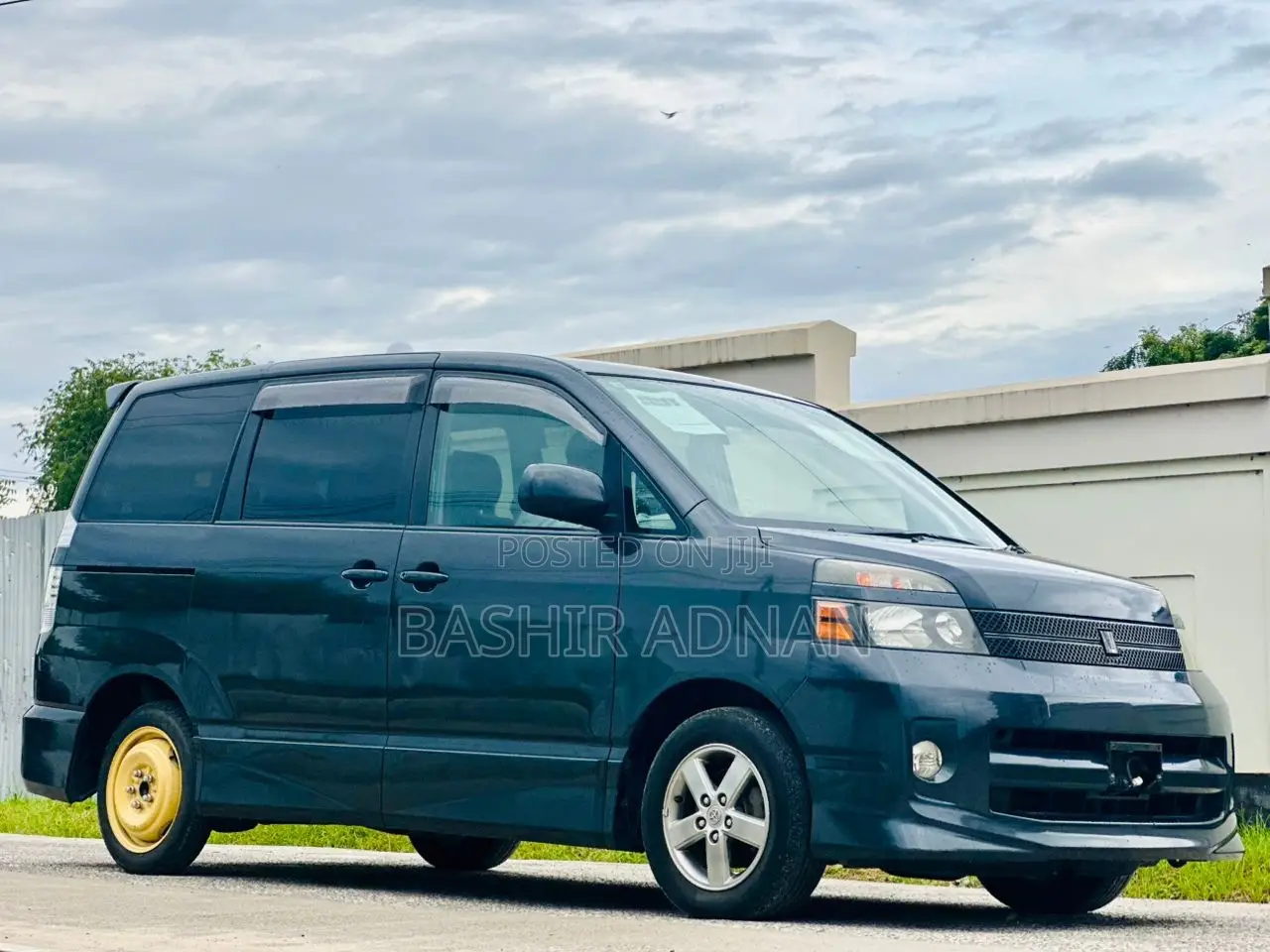 Toyota Voxy 2008 Gray