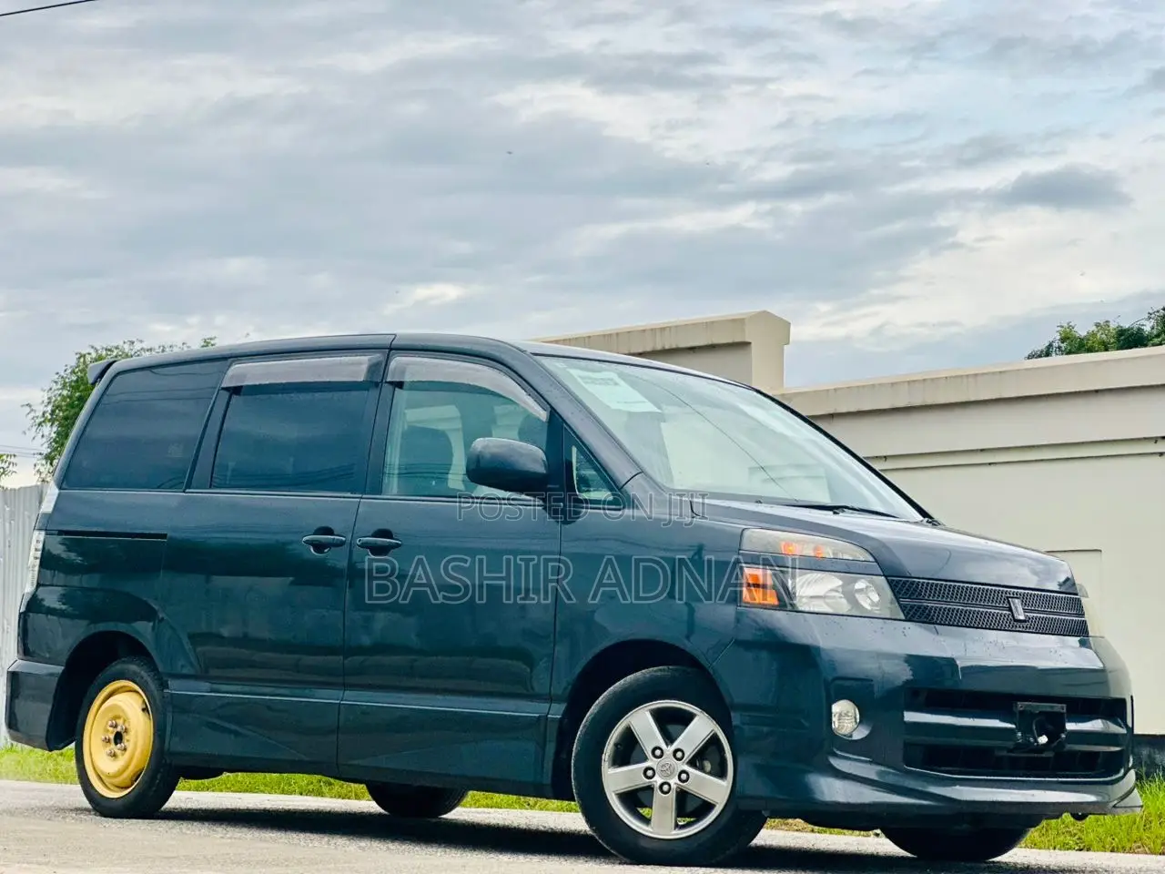 Toyota Voxy 2008 Gray