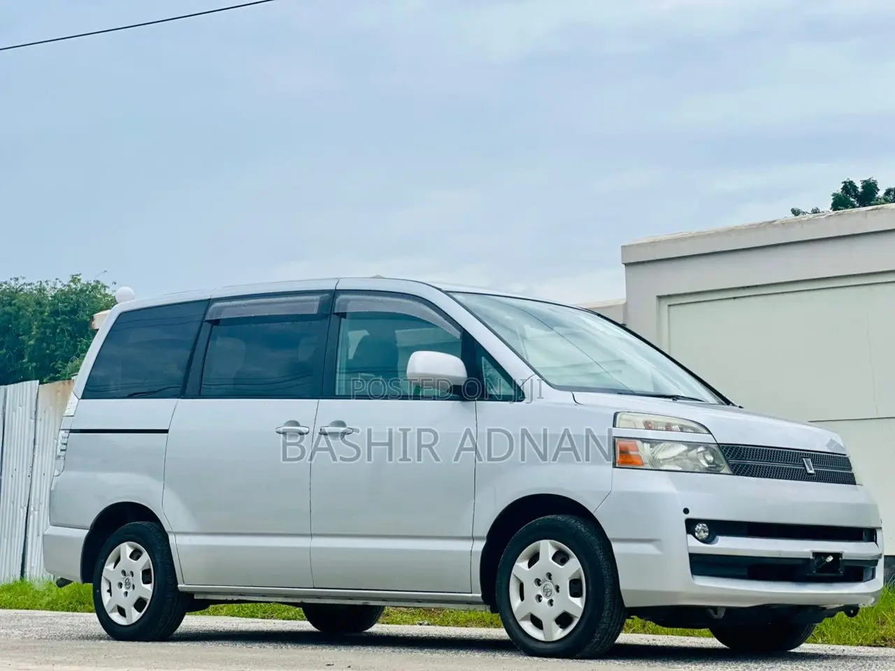 Toyota Voxy 2008 Silver