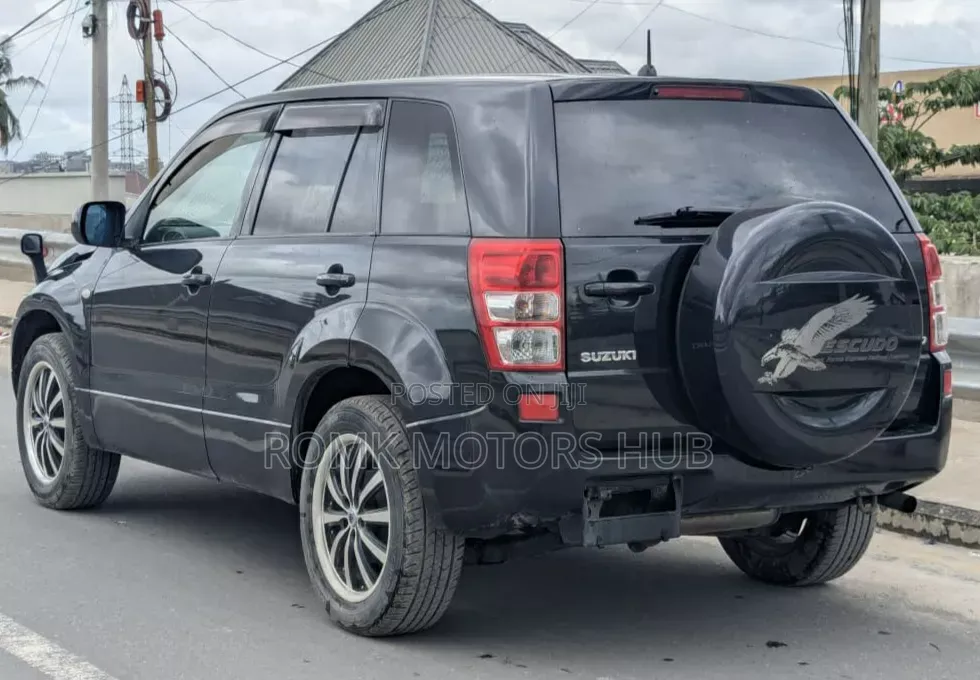 Suzuki Escudo 2007 Black