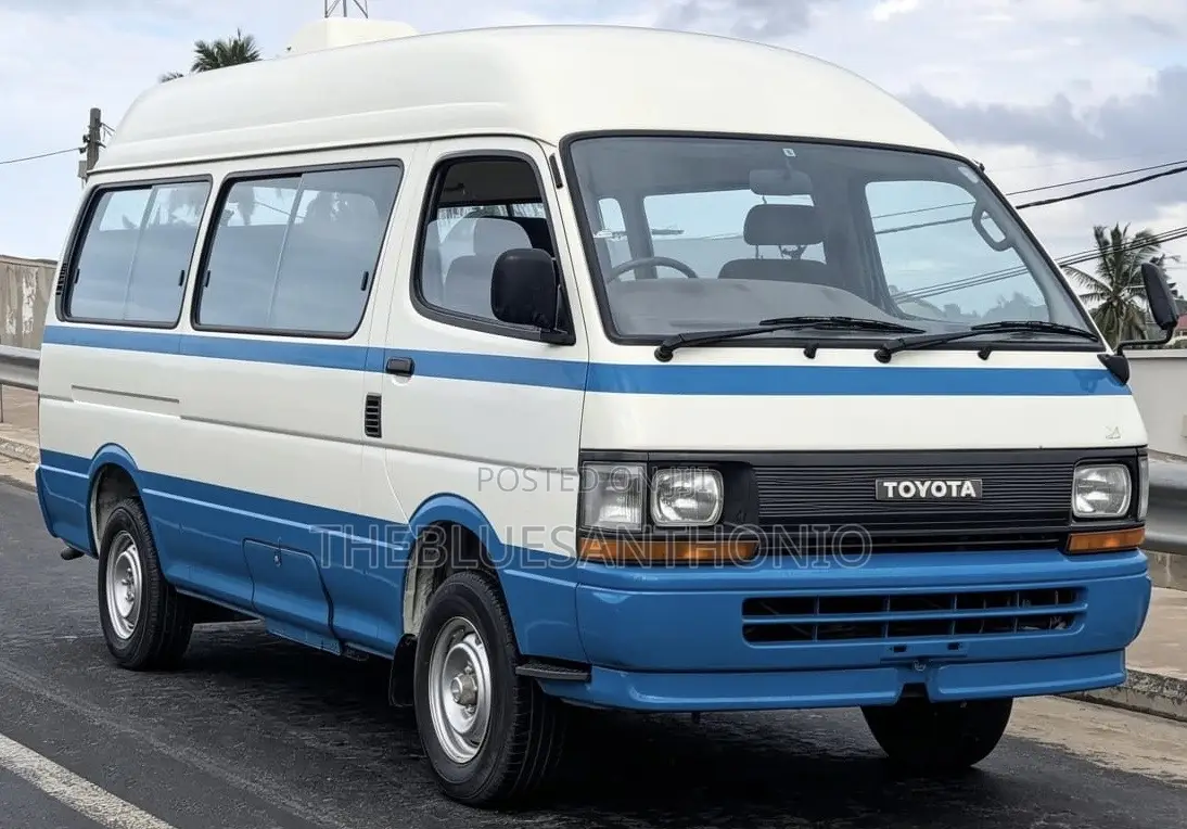 Toyota HiAce 1995 White