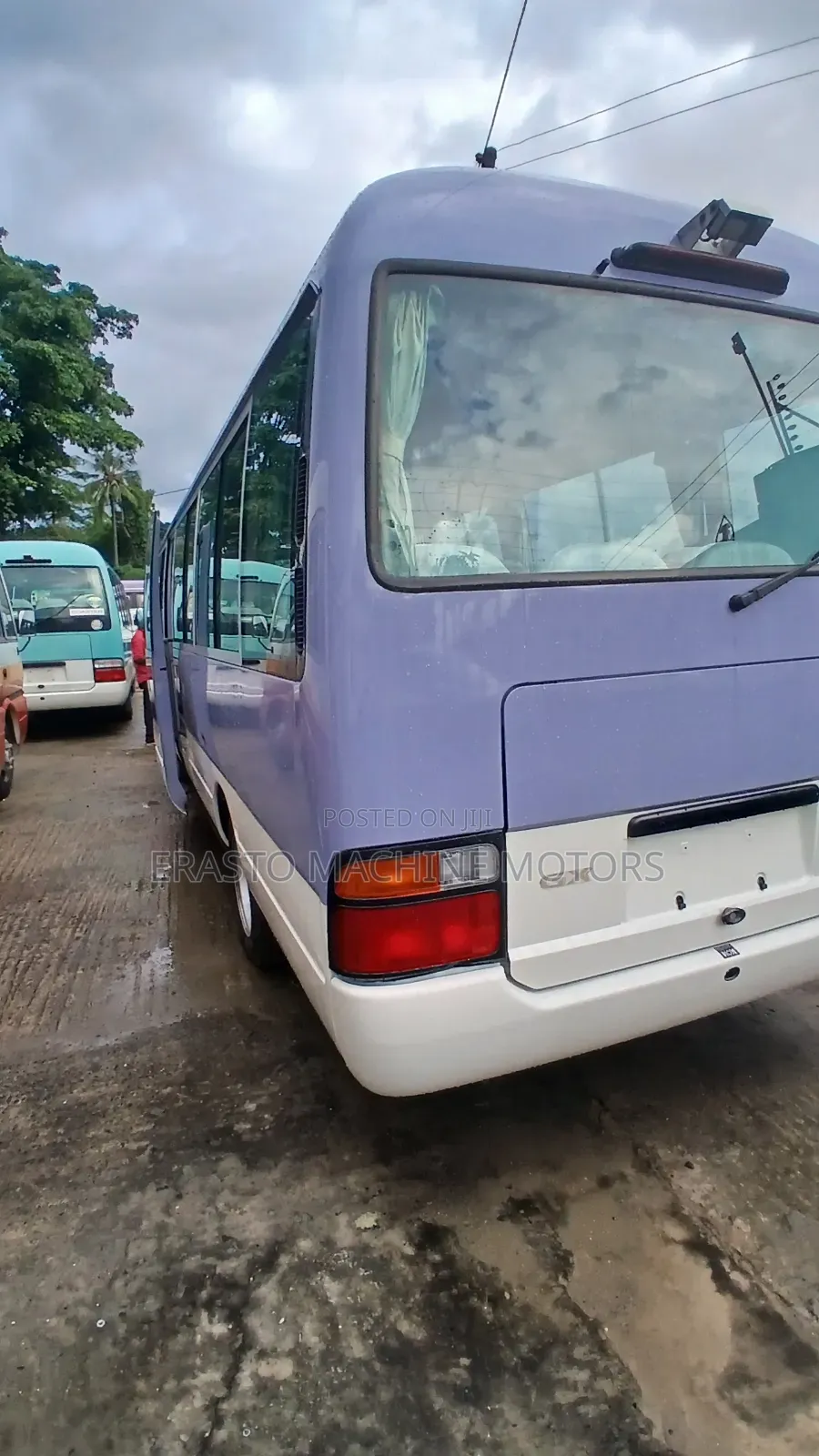 Toyota Coaster 2000