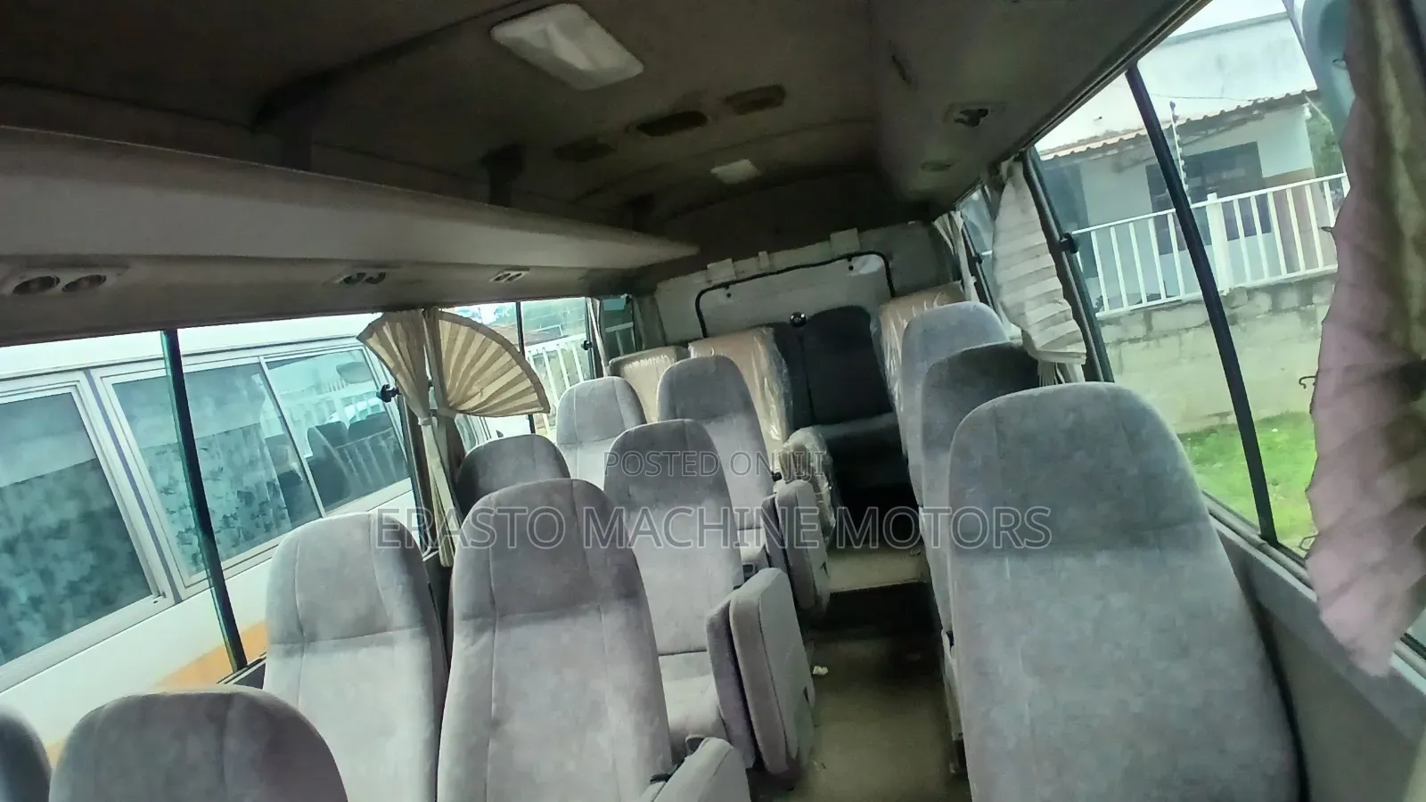 Toyota Coaster 2004 Gold