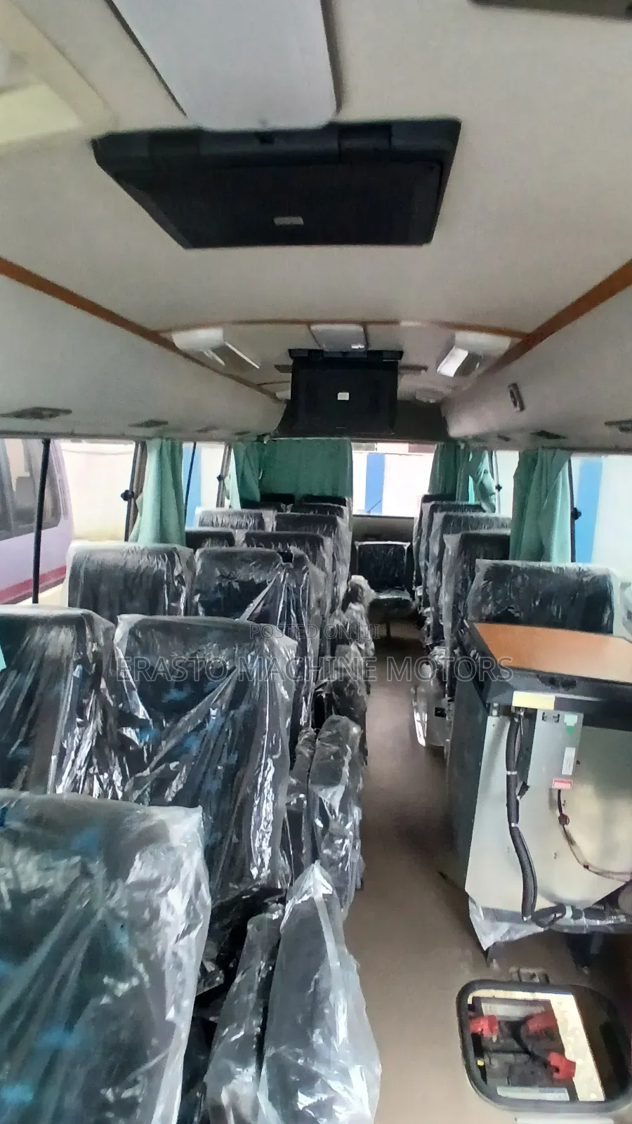 Toyota Coaster 2004 Gold