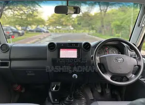 Toyota Land Cruiser 2016 Pearl