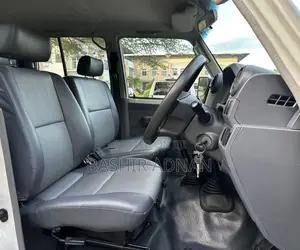 Toyota Land Cruiser 2016 Pearl