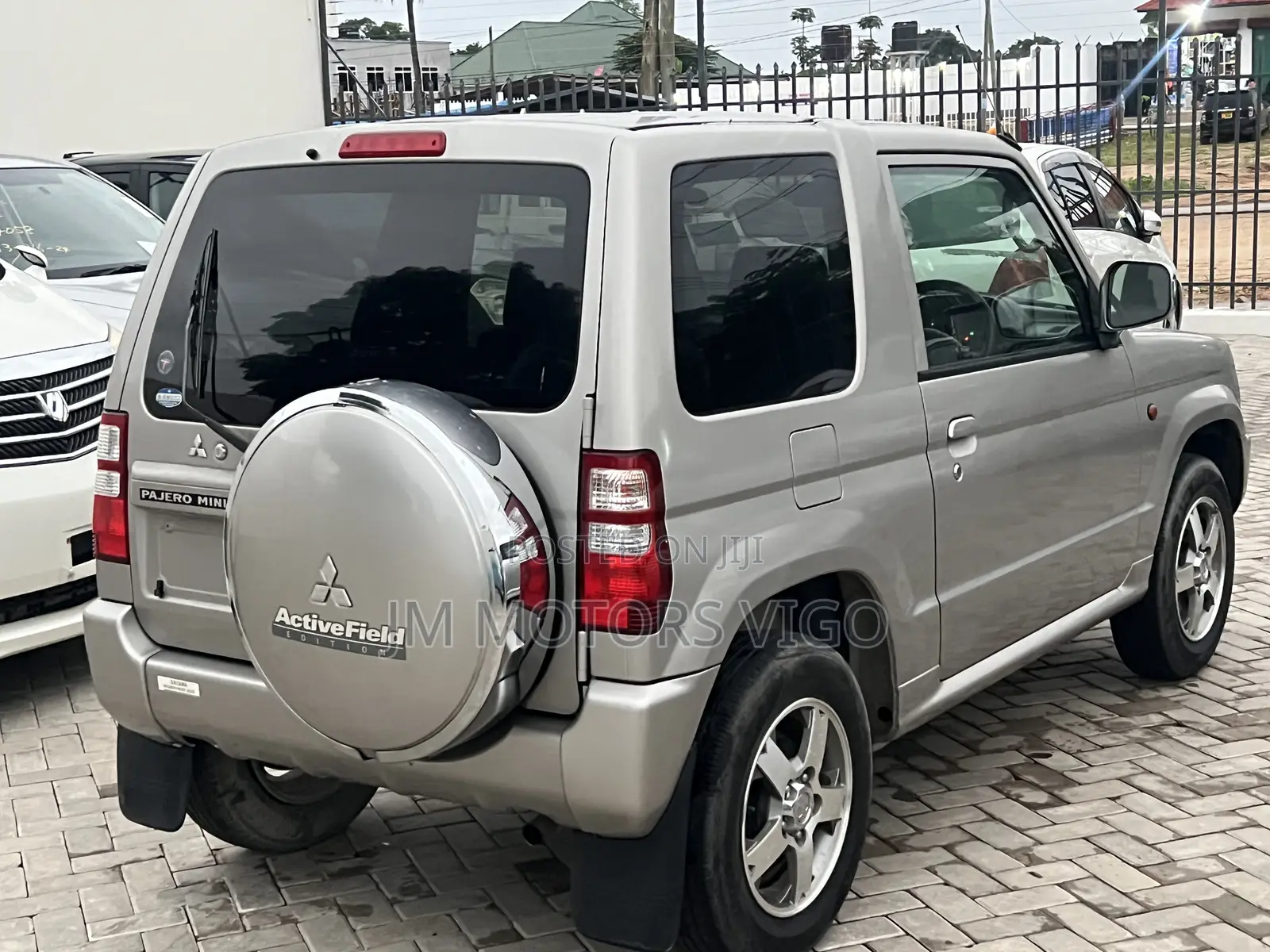 Mitsubishi Pajero Mini 2005 Silver