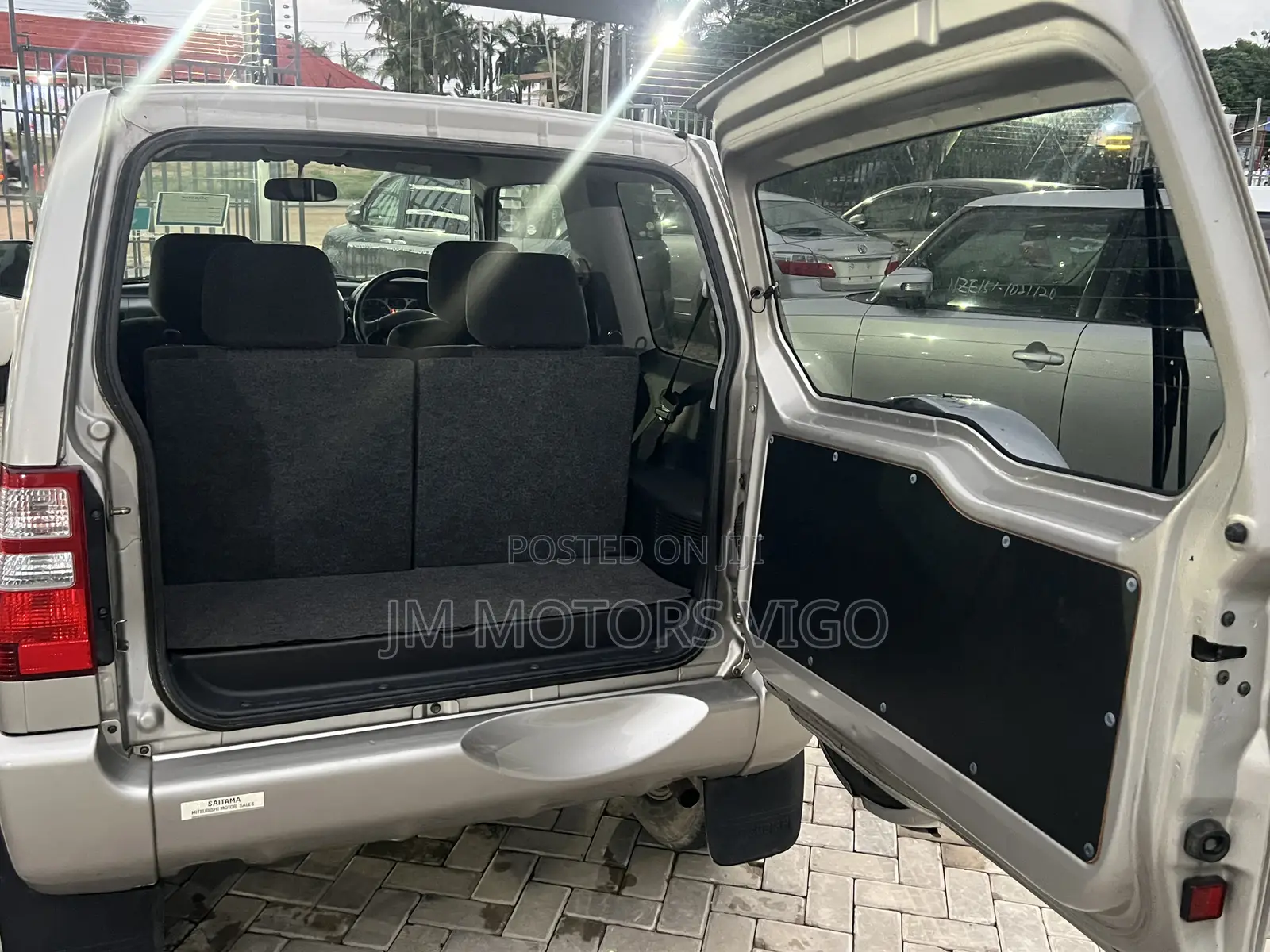 Mitsubishi Pajero Mini 2005 Silver