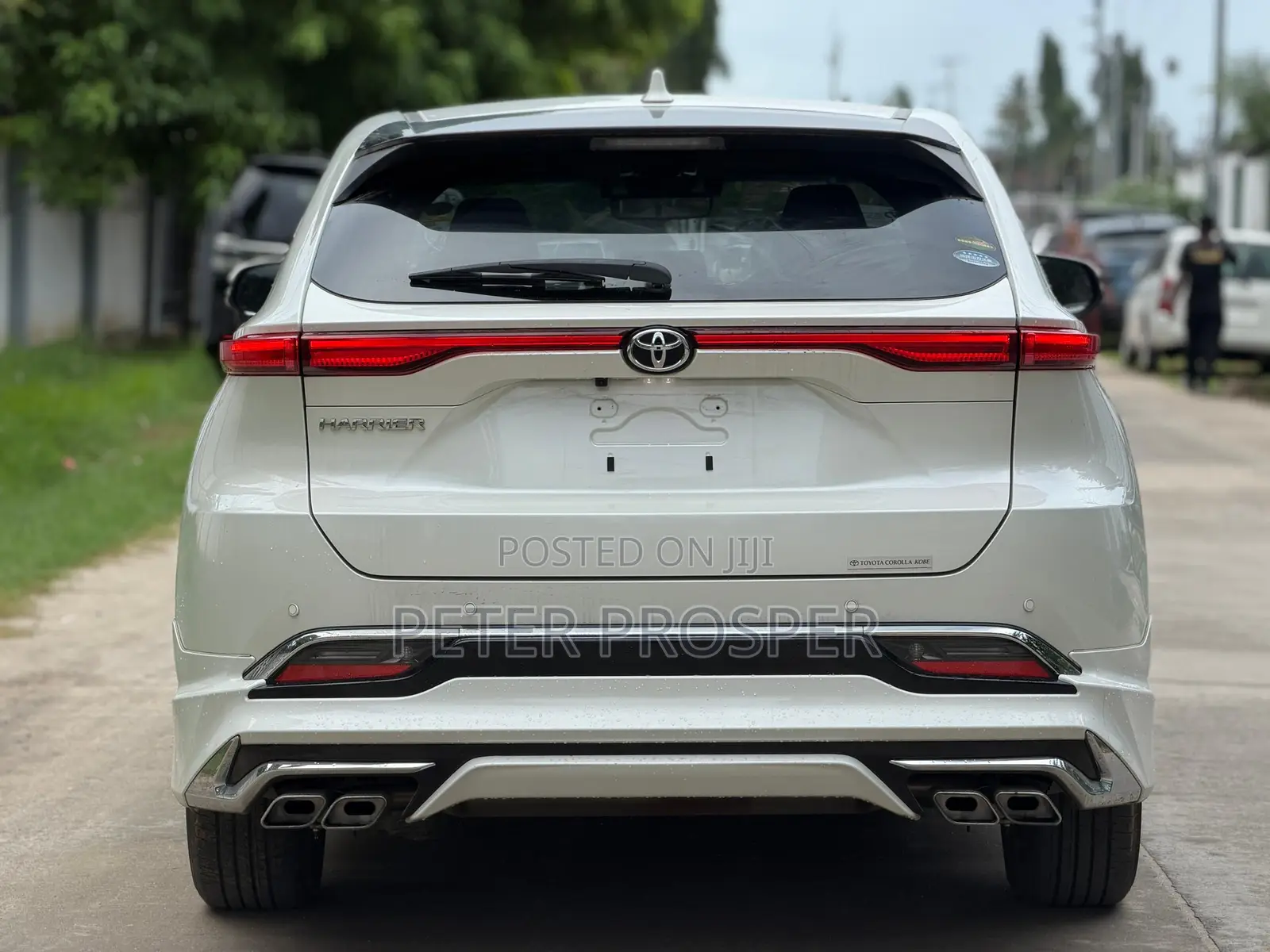 Toyota Harrier 2.0 2021 White