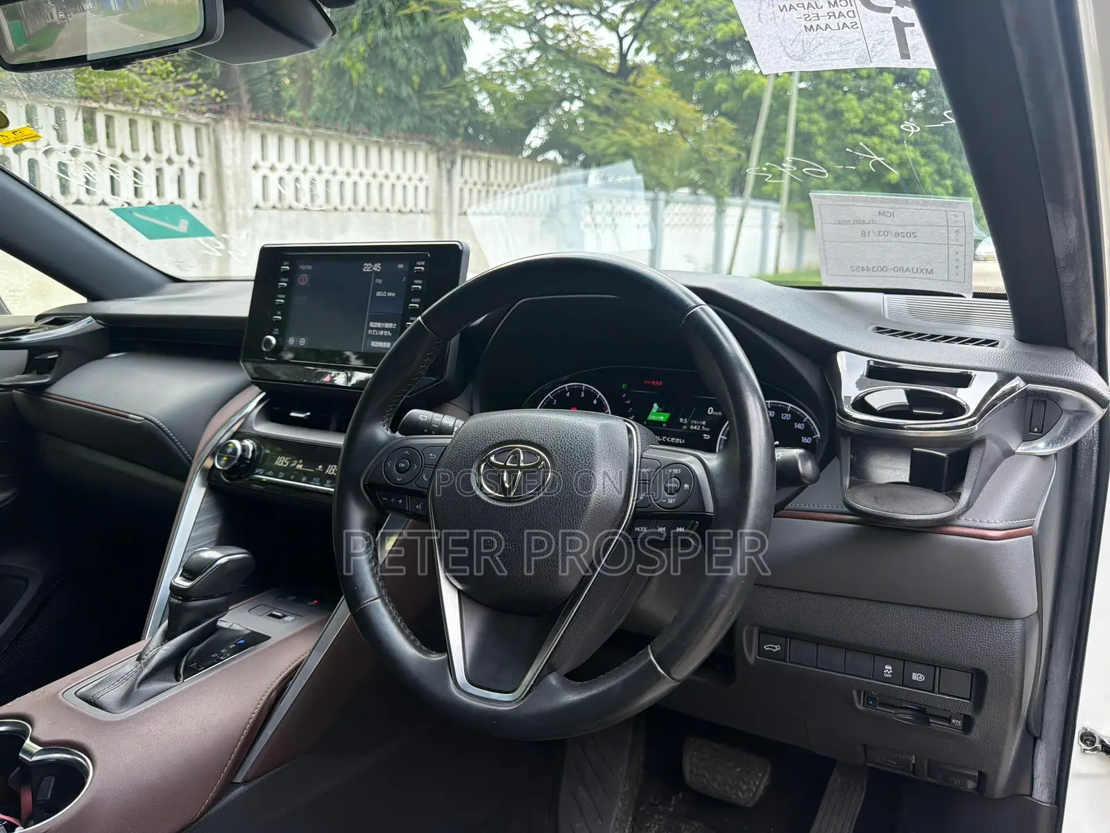 Toyota Harrier 2.0 2021 White