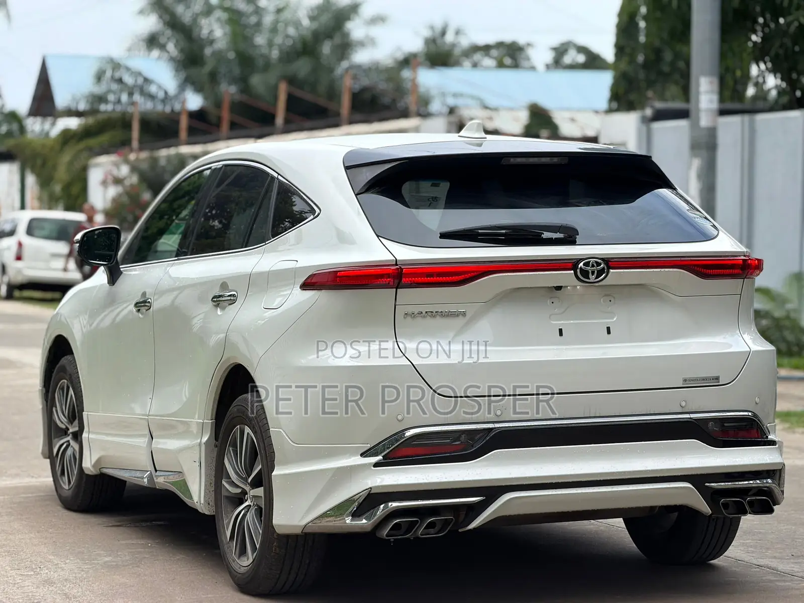 Toyota Harrier 2.0 2021 White