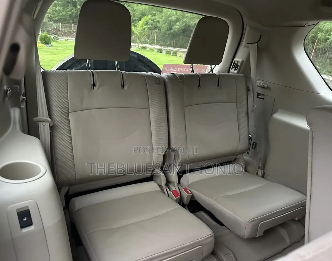 Toyota Land Cruiser Prado 2010 Gold