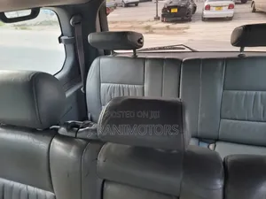 Toyota Land Cruiser HDJ 100 2002 Gray
