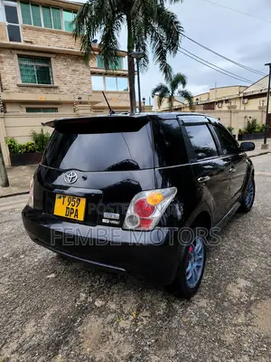 Toyota IST 2005 Black