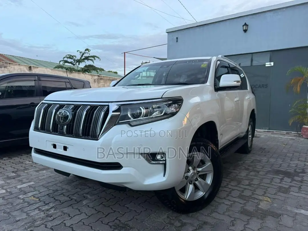 Toyota Land Cruiser Prado 2.7 2018 White