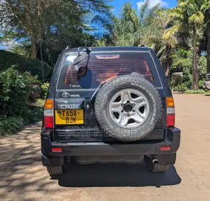 Toyota Land Cruiser Prado 1997 Black
