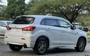 Mitsubishi RVR 2.0 2011 White