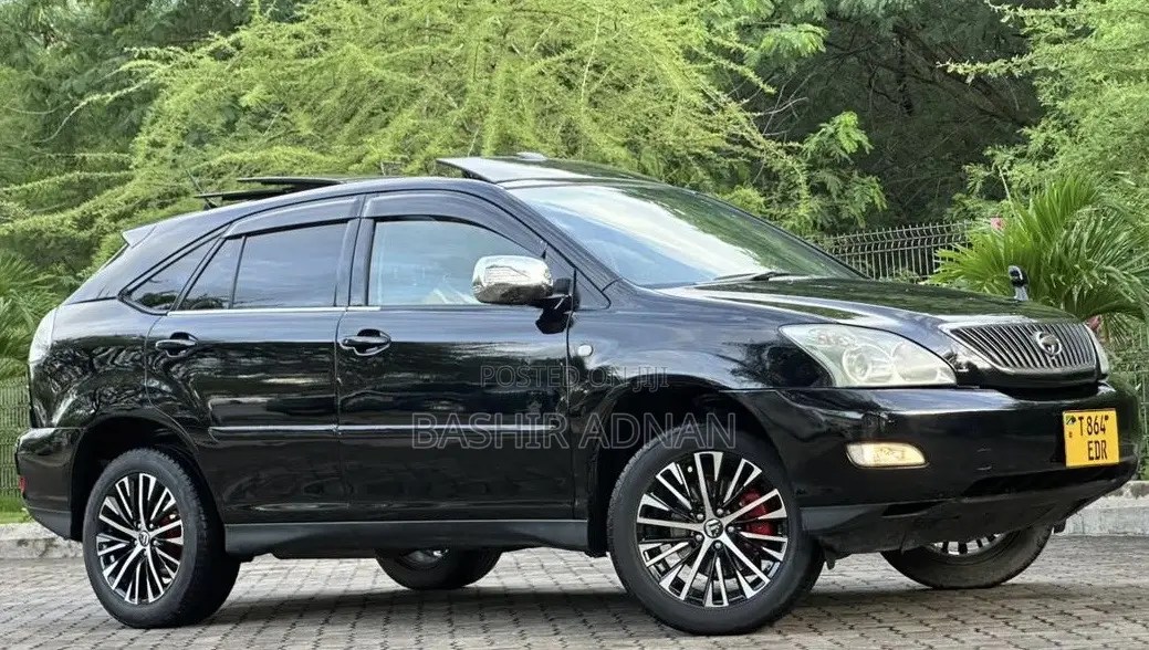Toyota Harrier 2.4 2004 Black
