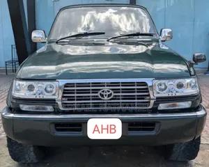 Toyota Land Cruiser 90 1997 Green