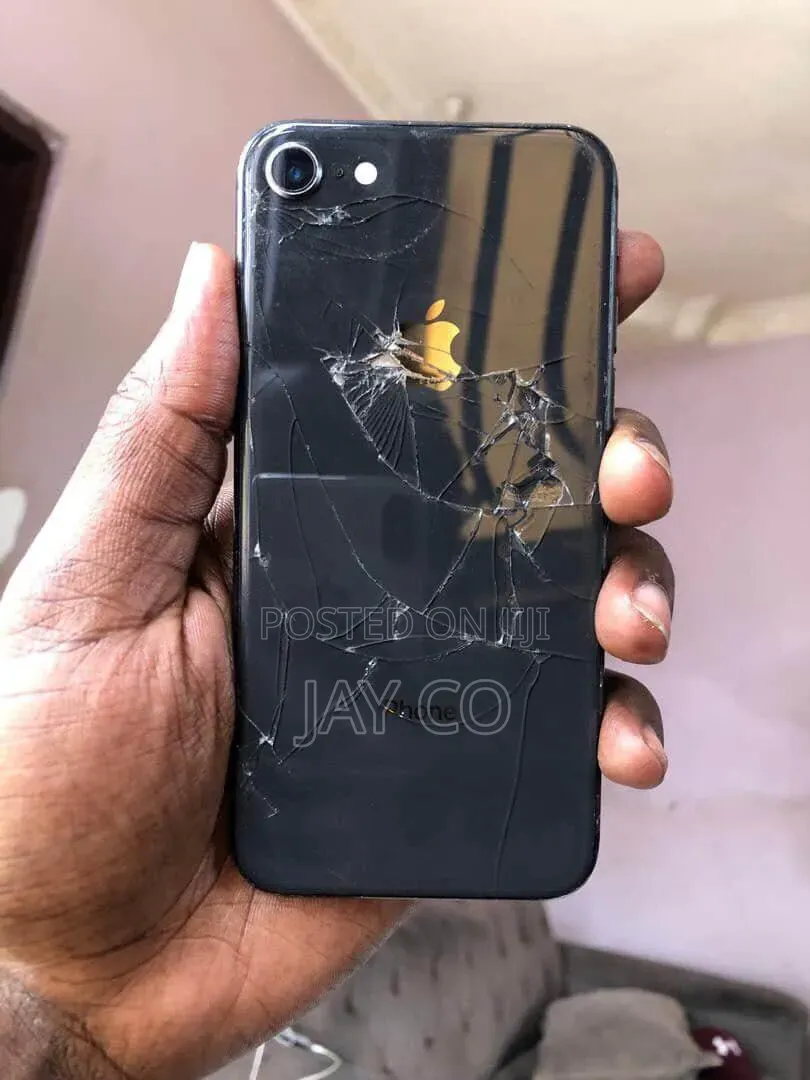 Apple iPhone 8 64 GB Black