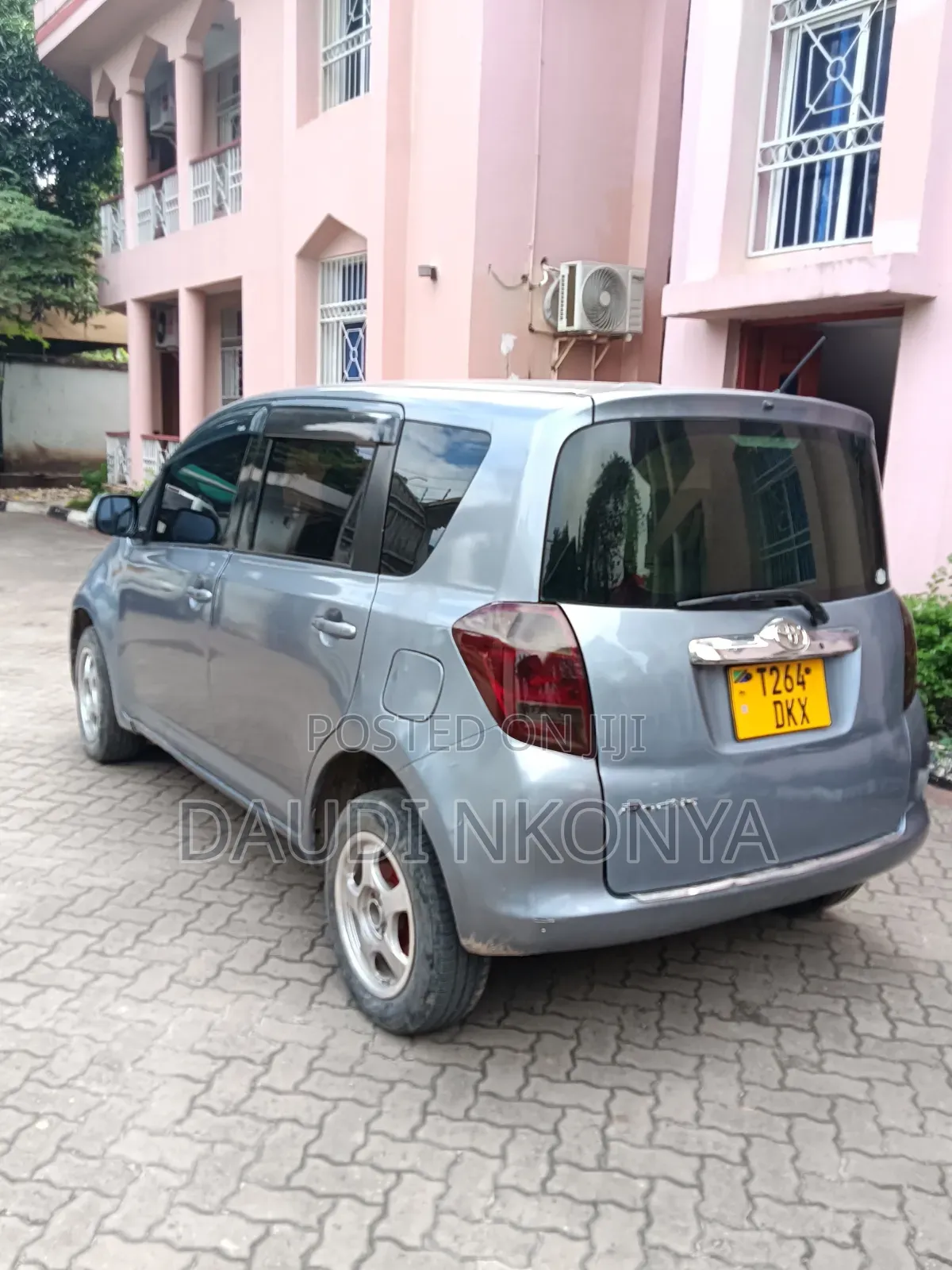 Toyota Ractis 1.3 FWD 2006 Blue