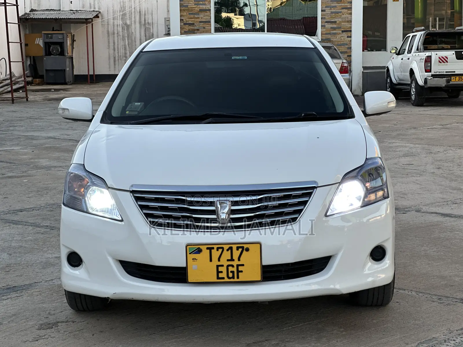 Toyota Premio 2009 White