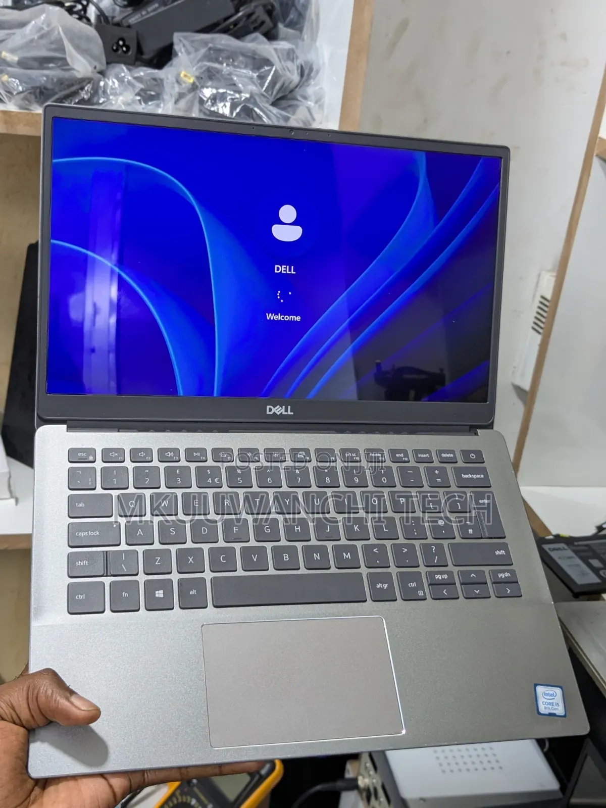 Laptop Dell Latitude 3301 8GB Intel Core i5 SSD 256GB