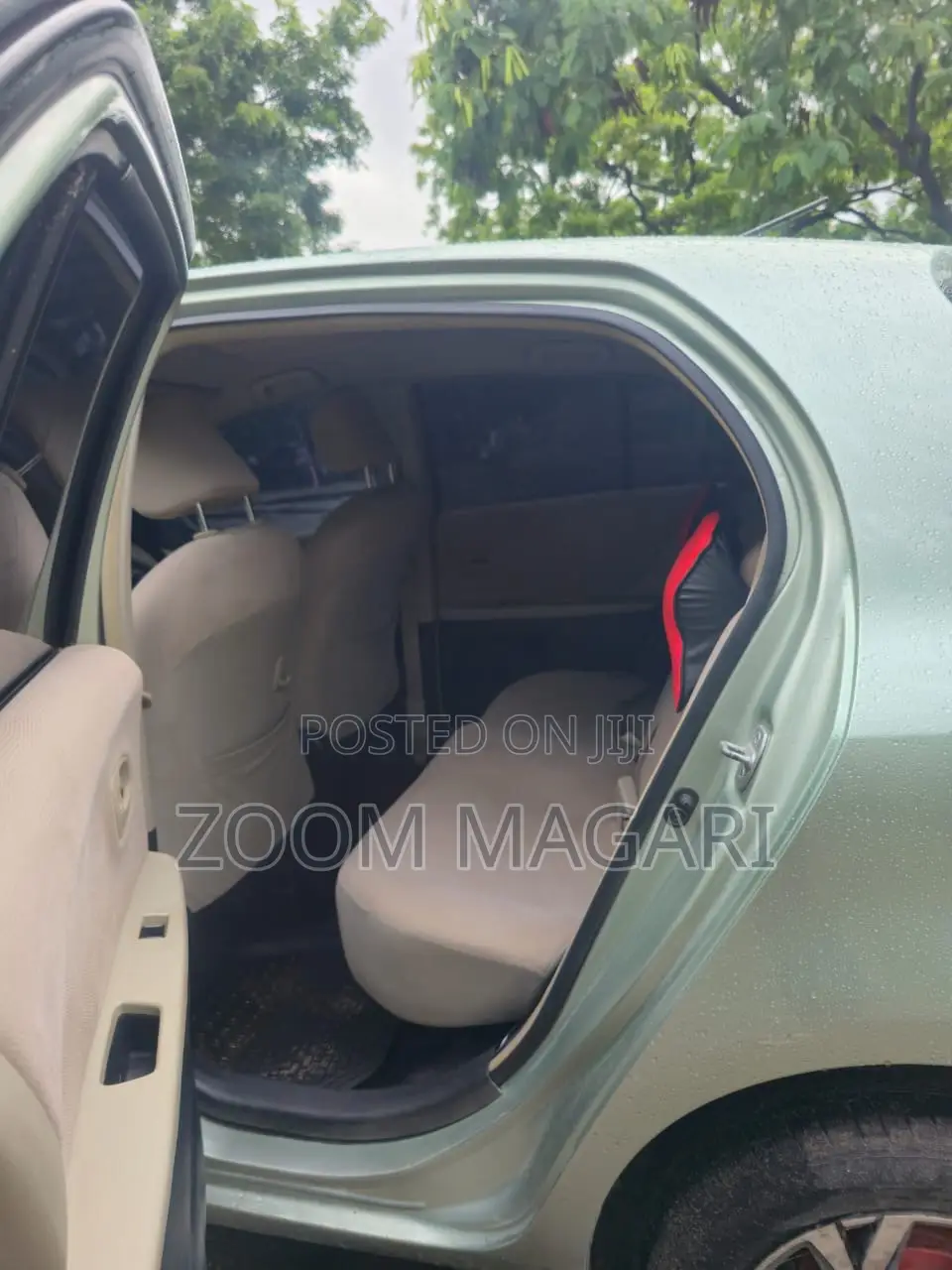 Toyota Vitz 2006 Green