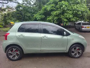 Toyota Vitz 2006 Green