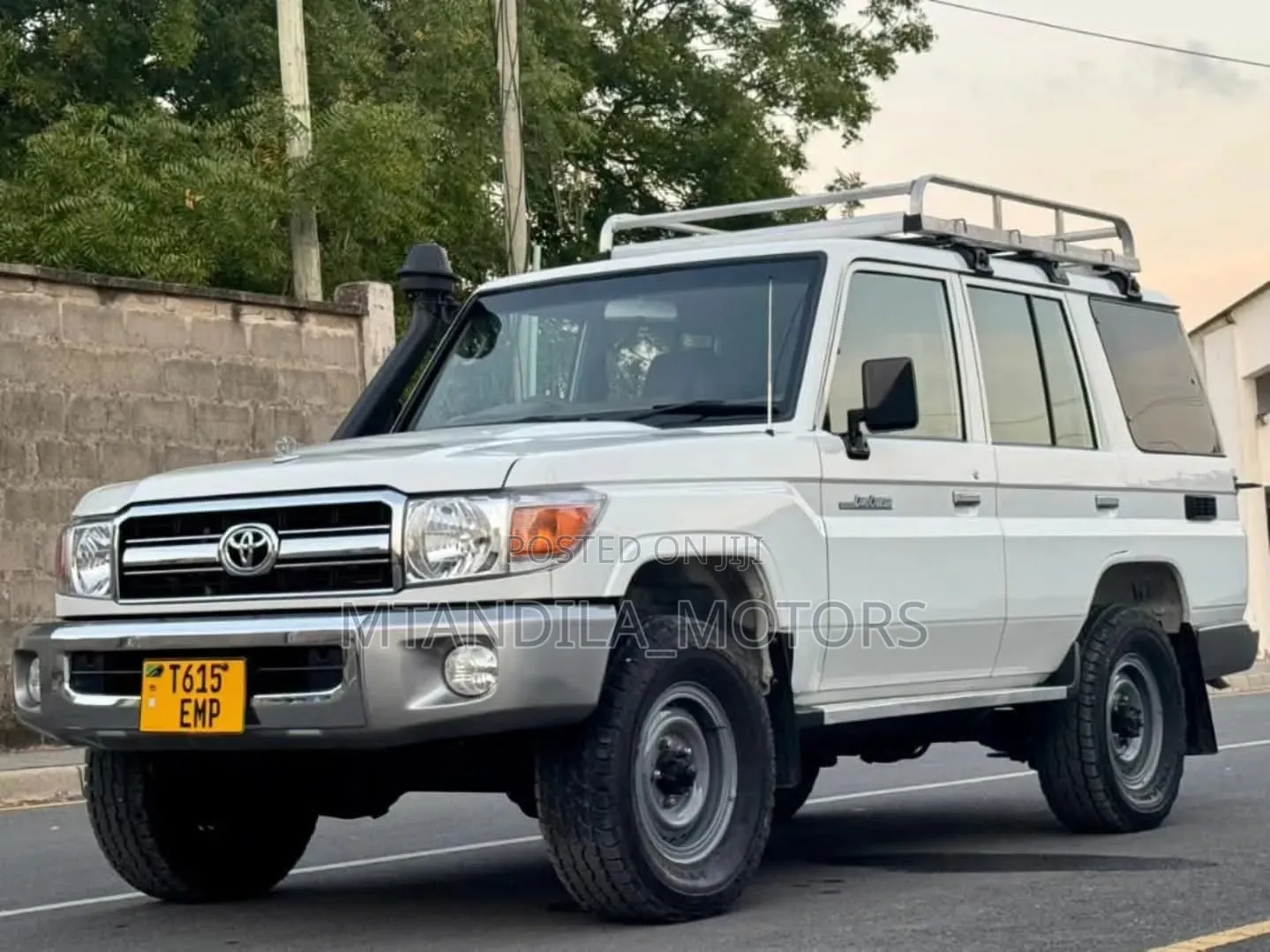 Toyota Land Cruiser 76 Series 2015 White