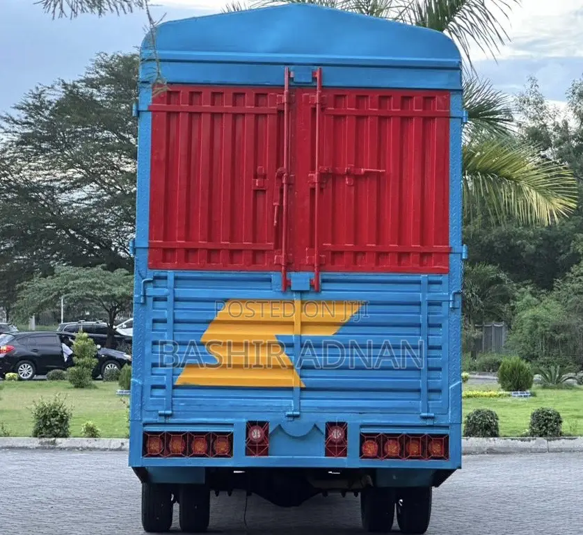 Mitsubishi Canter 3.5 Tonnes Unregistered(Mpya).