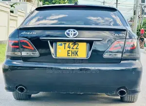 Toyota Crown 2005 Matt Black