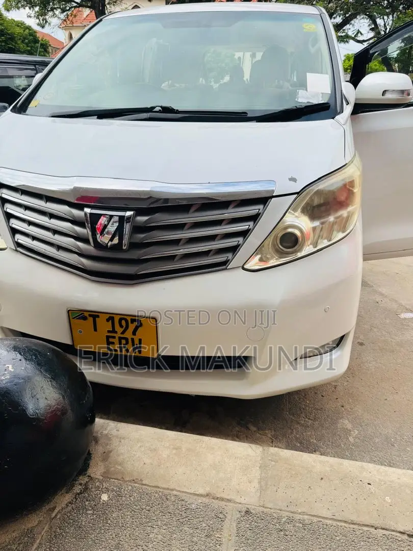 Toyota Alphard 2010 White