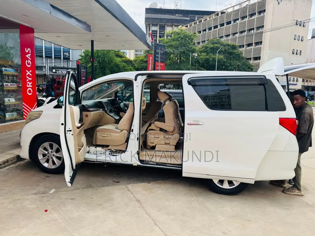 Toyota Alphard 2010 White