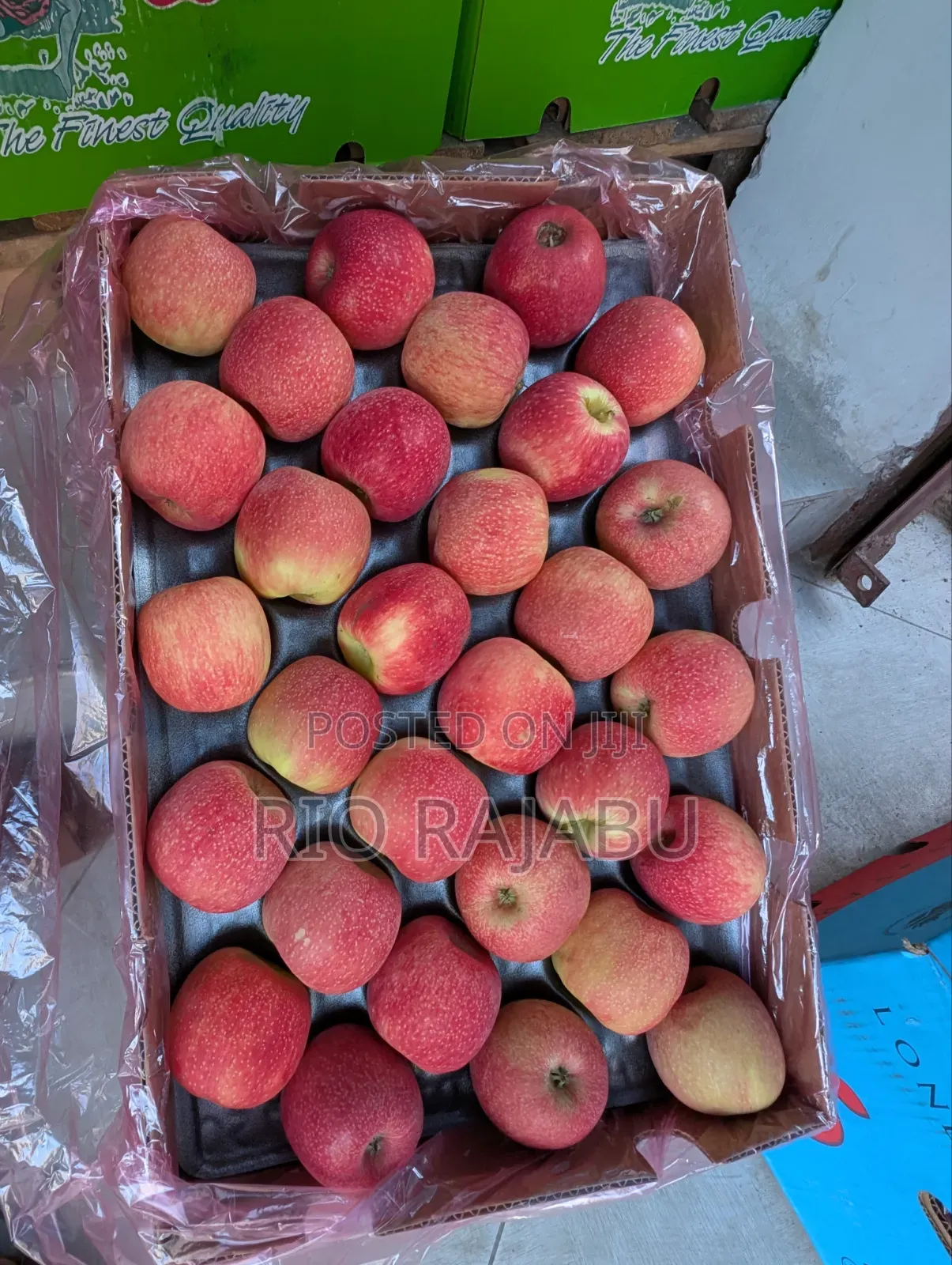Matunda Fresh: Red Green Apples Na Zabibu
