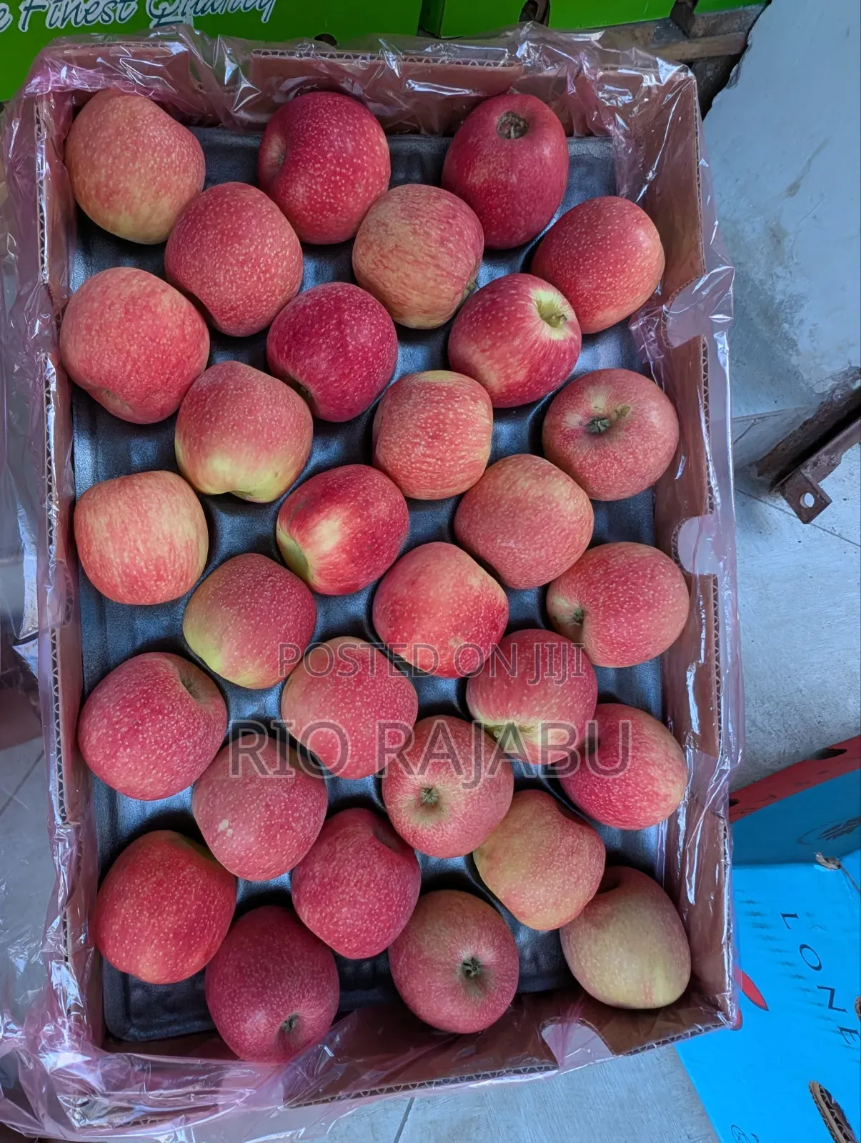 Matunda Fresh: Red Green Apples Na Zabibu