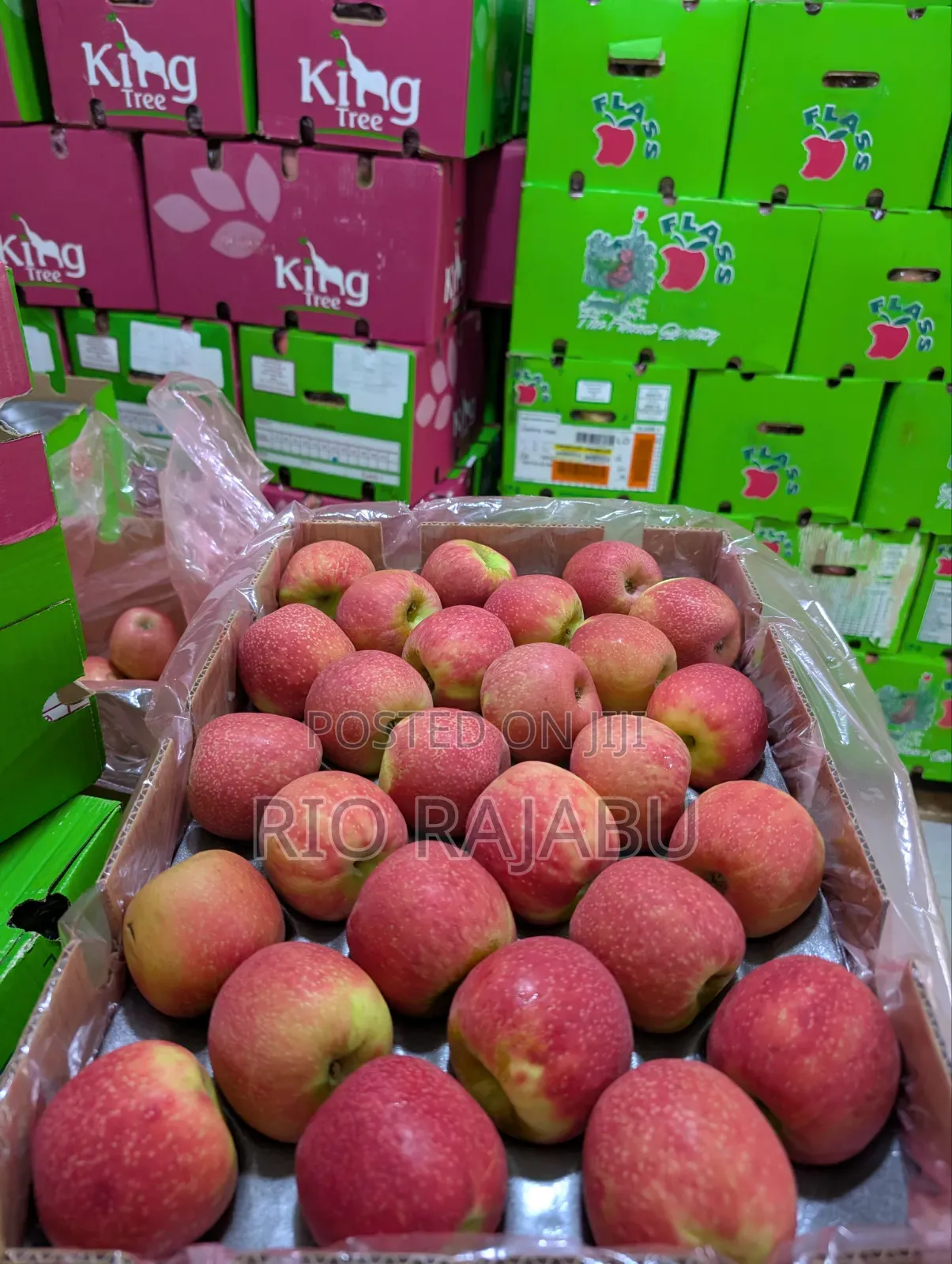 Matunda Fresh: Red Green Apples Na Zabibu