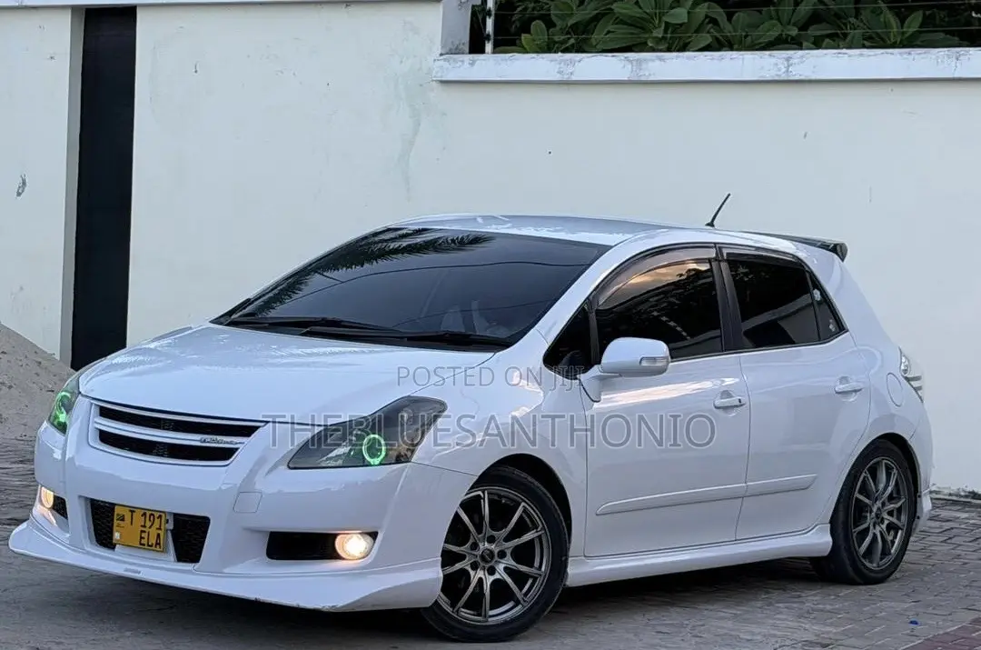 Toyota Blade 2009 White