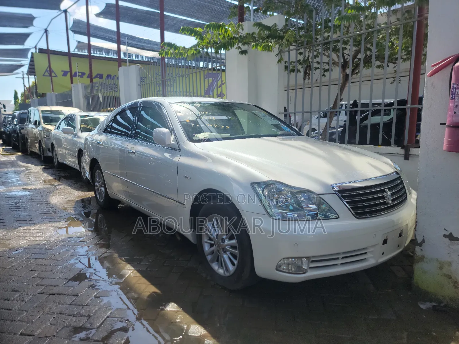 Toyota Crown 2004 White