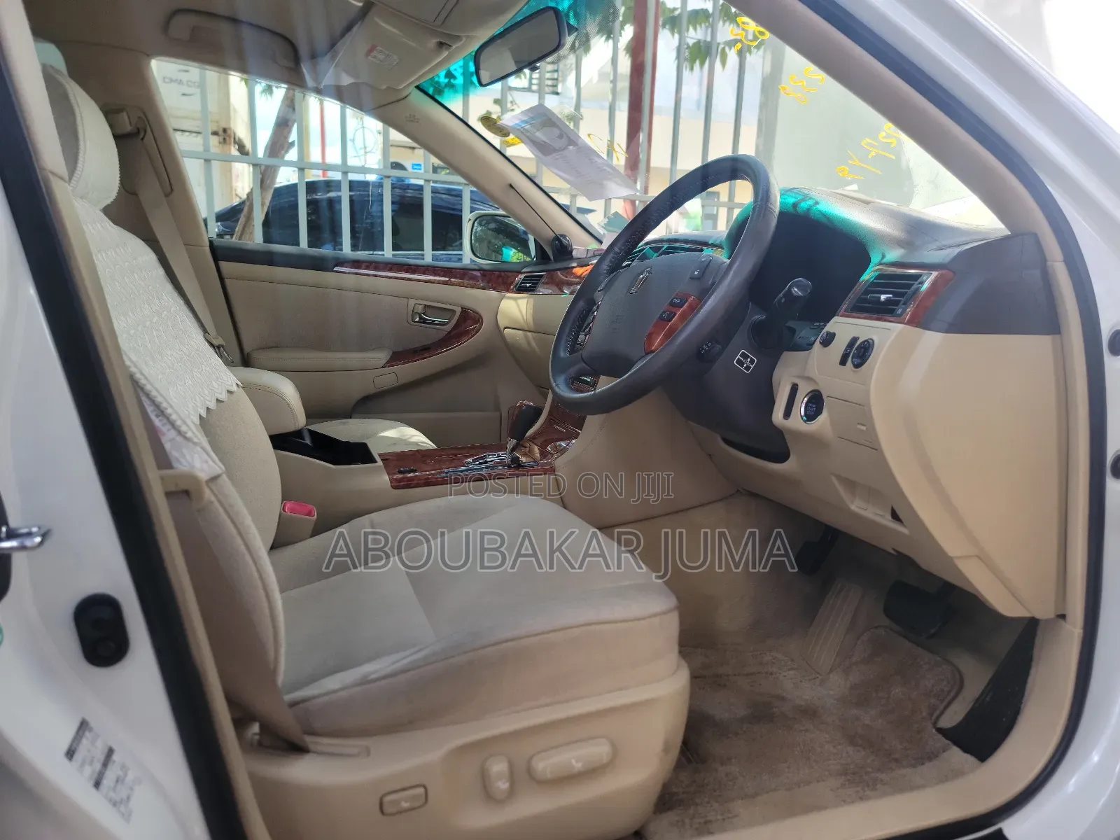 Toyota Crown 2004 White