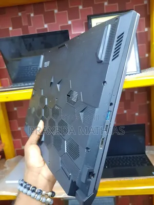Laptop MSI Pulse GL76 16GB Intel Core i9 SSD 512GB