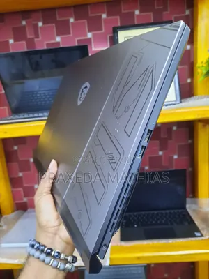 Laptop MSI Pulse GL76 16GB Intel Core i9 SSD 512GB