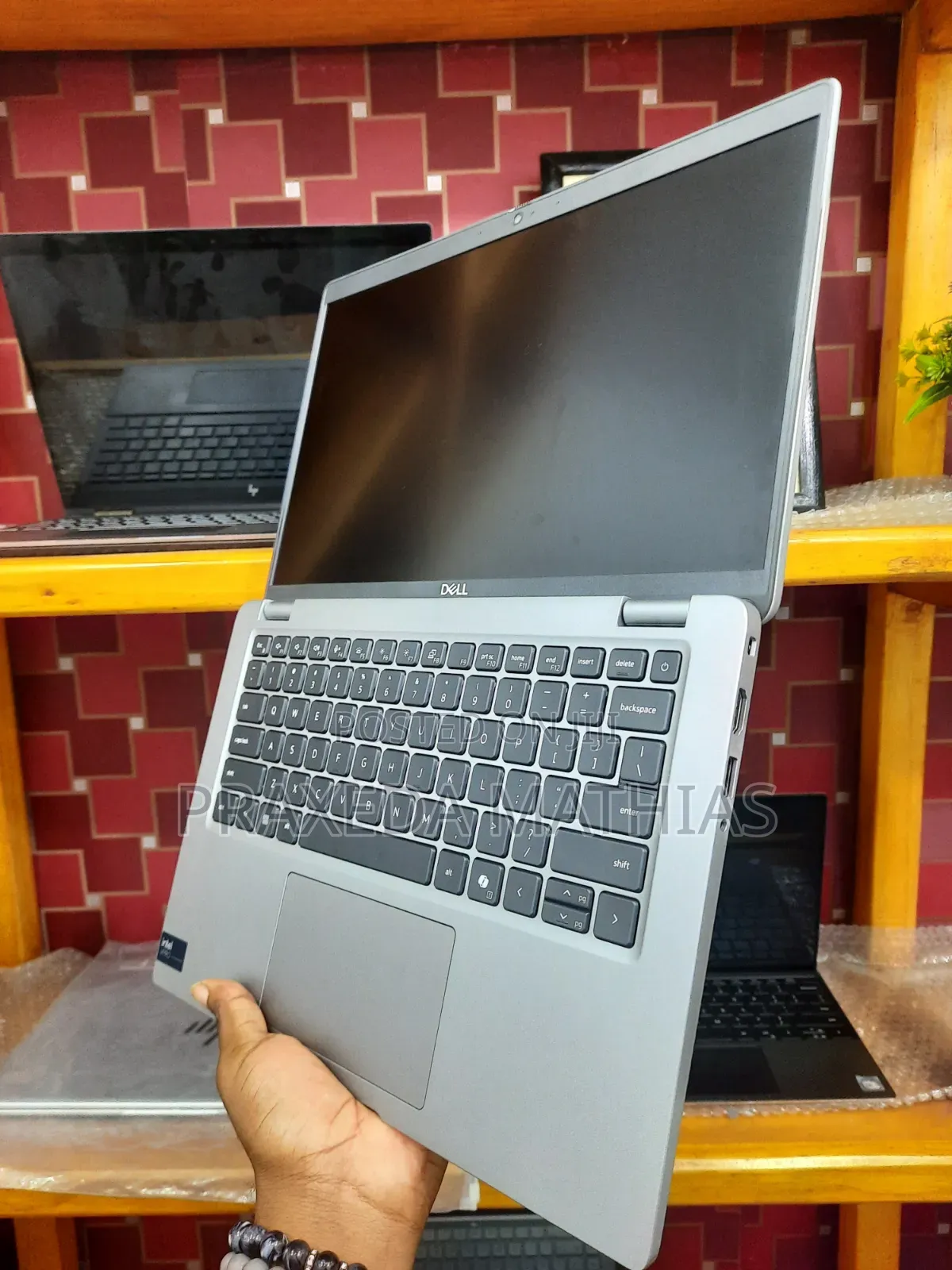 New Laptop Dell Latitude 5450 16GB Intel Core Ultra 5 SSD 512GB